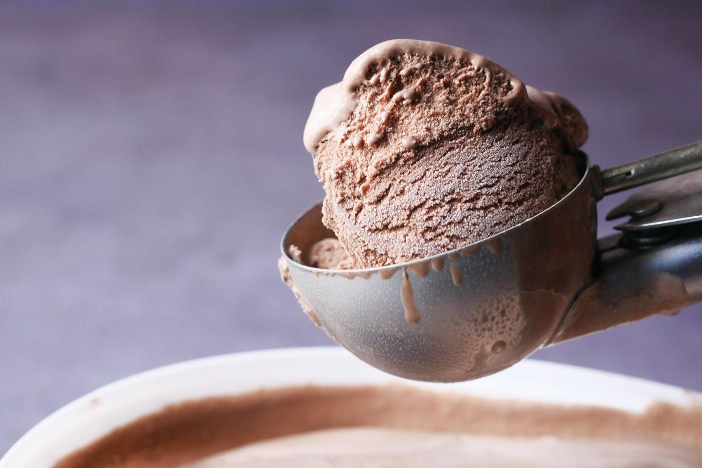 Jak kroić domowe lody po wyjęciu z zamrażarki
